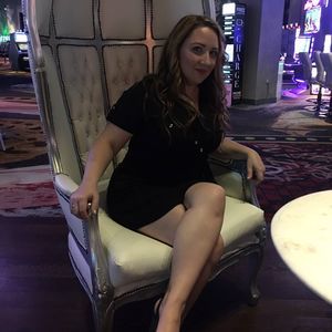 Meet your Posher, Elissa